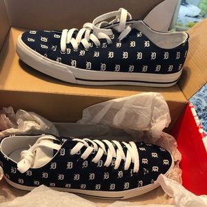 Detroit tigers sneakers